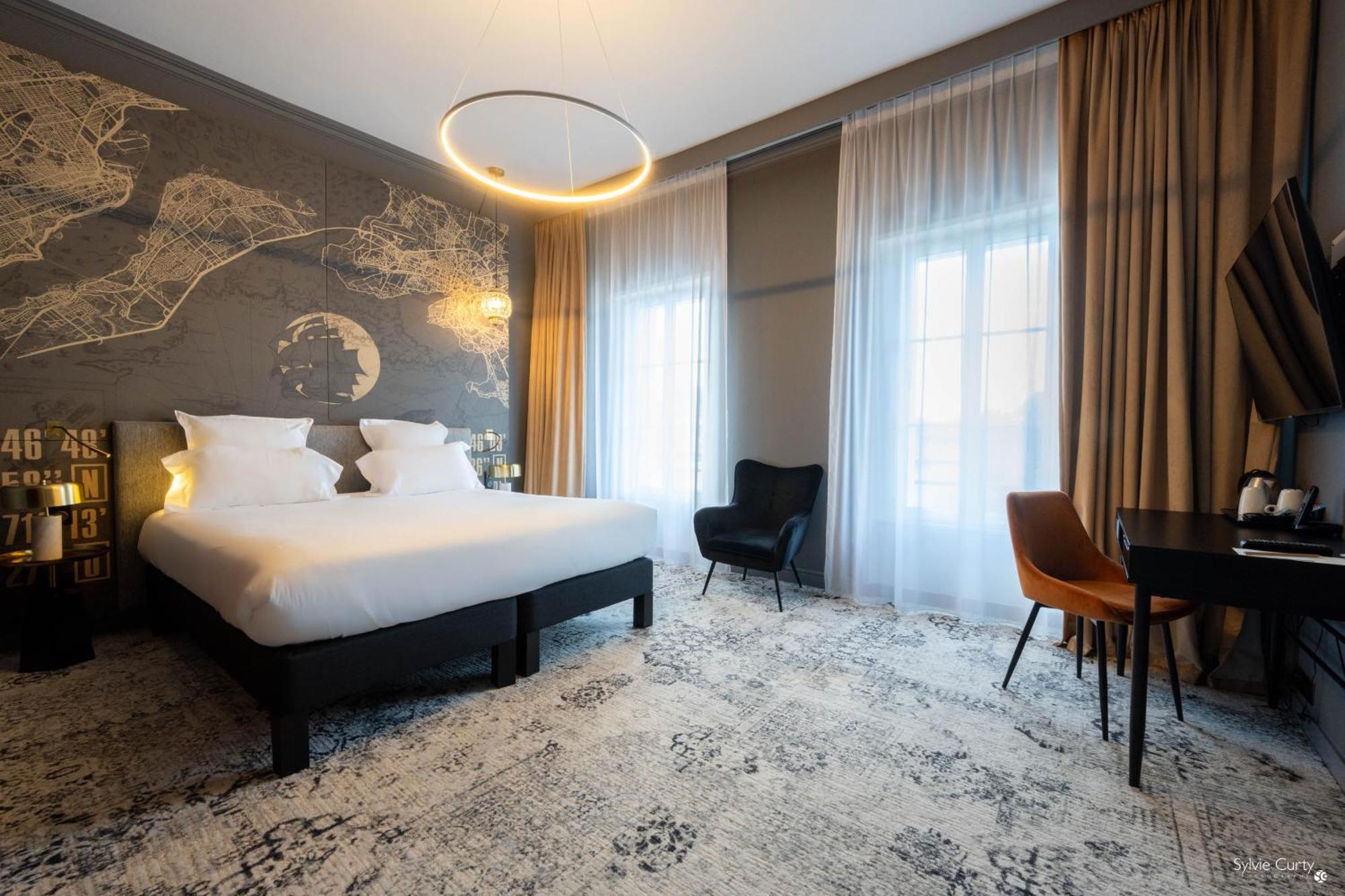 Le Champlain Hotell La Rochelle  Eksteriør bilde