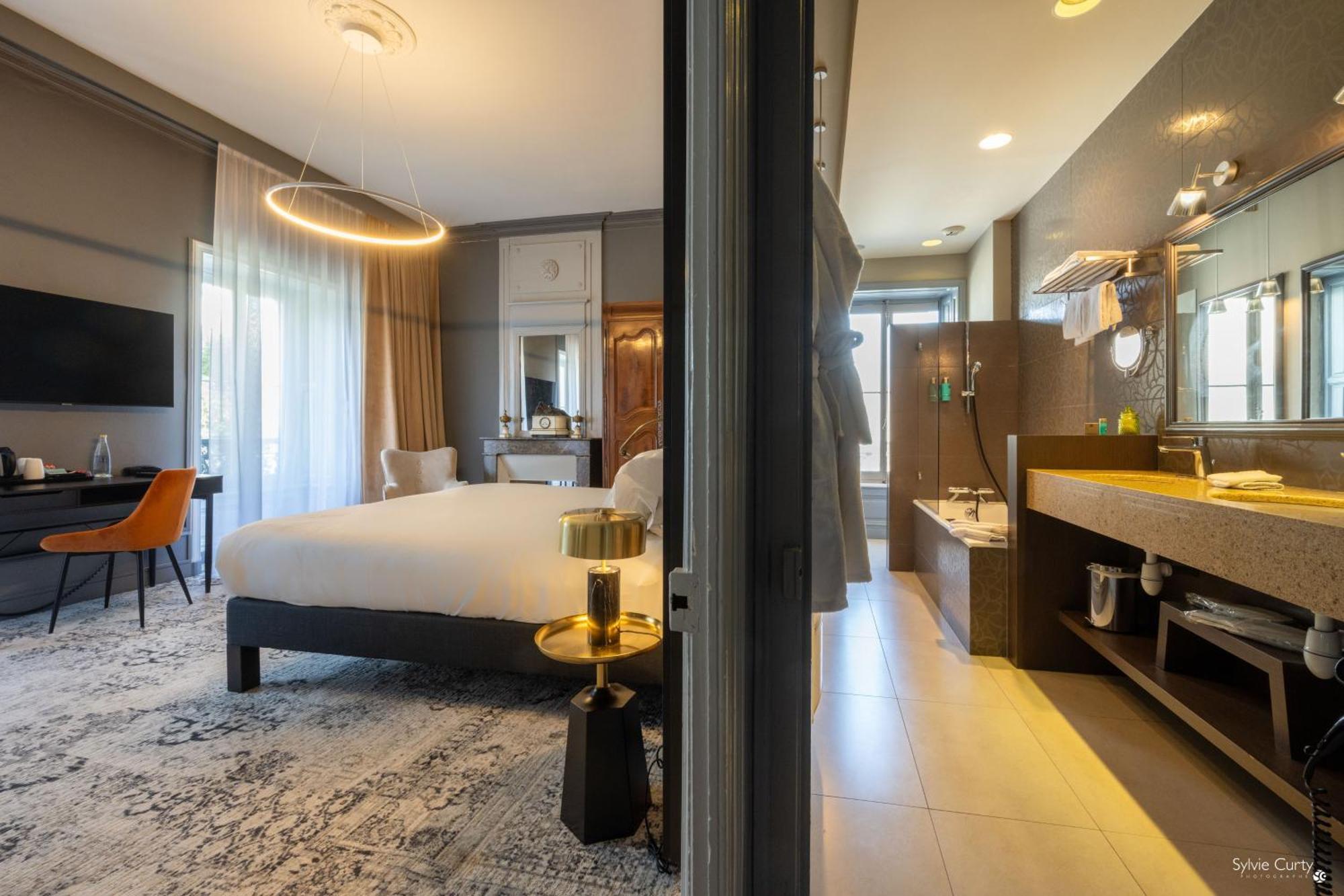 Le Champlain Hotell La Rochelle  Eksteriør bilde