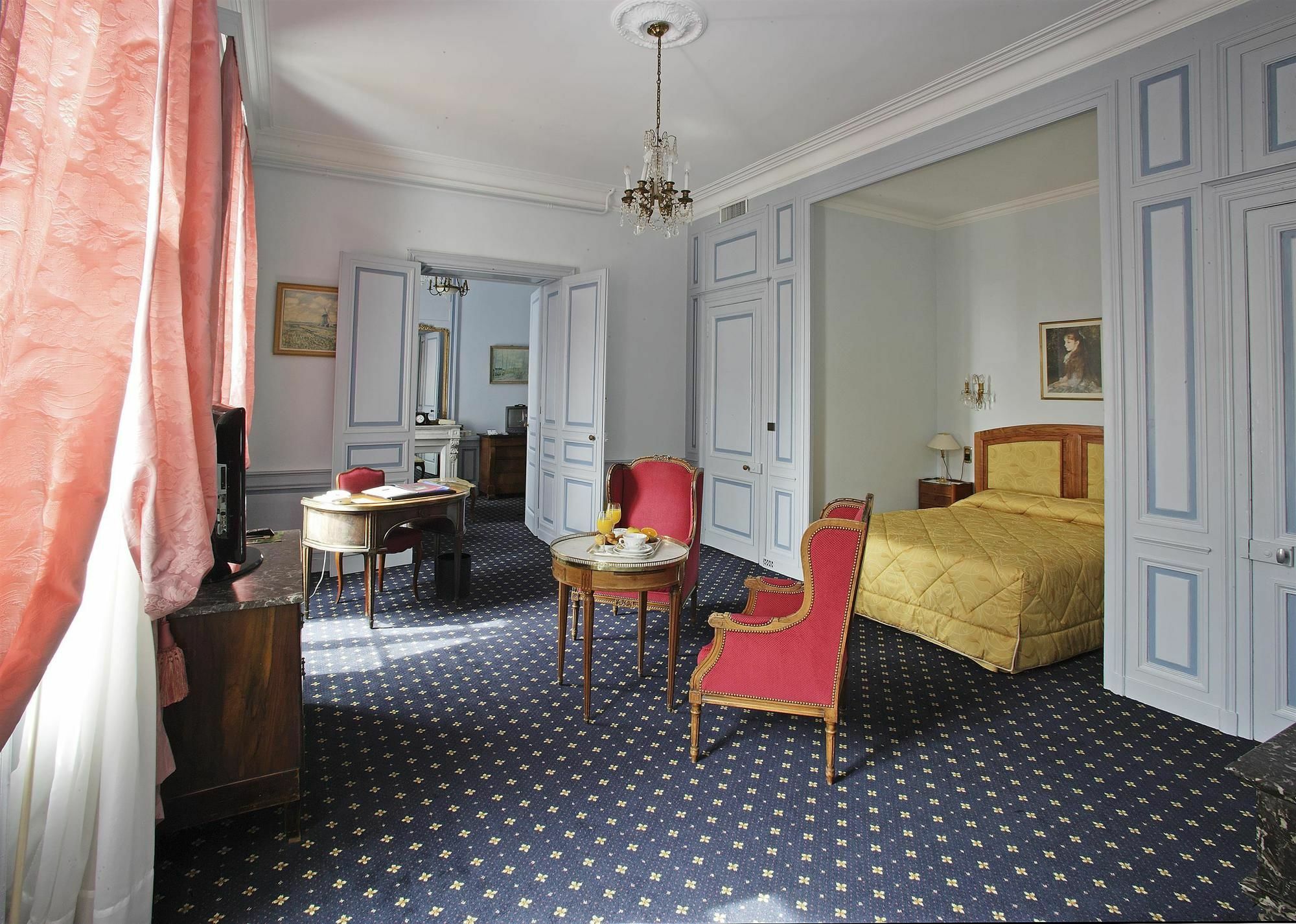Le Champlain Hotell La Rochelle  Eksteriør bilde